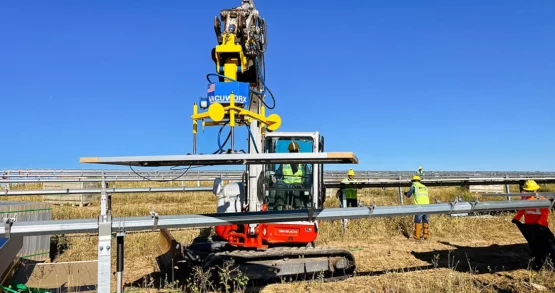 vacuworx solar panel lifter hero