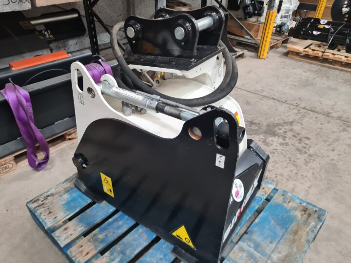Simex PLB400 Asphalt Planer - Suit JCB 3CX or 8-10 ton Digger - Ex-Demo - Image 3